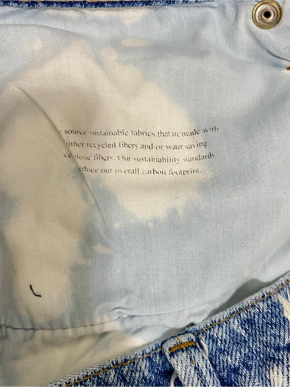 FRAME Le Ultra Baggy Short in Baltic Splash Bleach Dye Denim